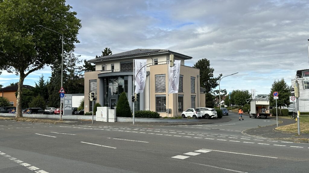 Detmolder Str. 71
