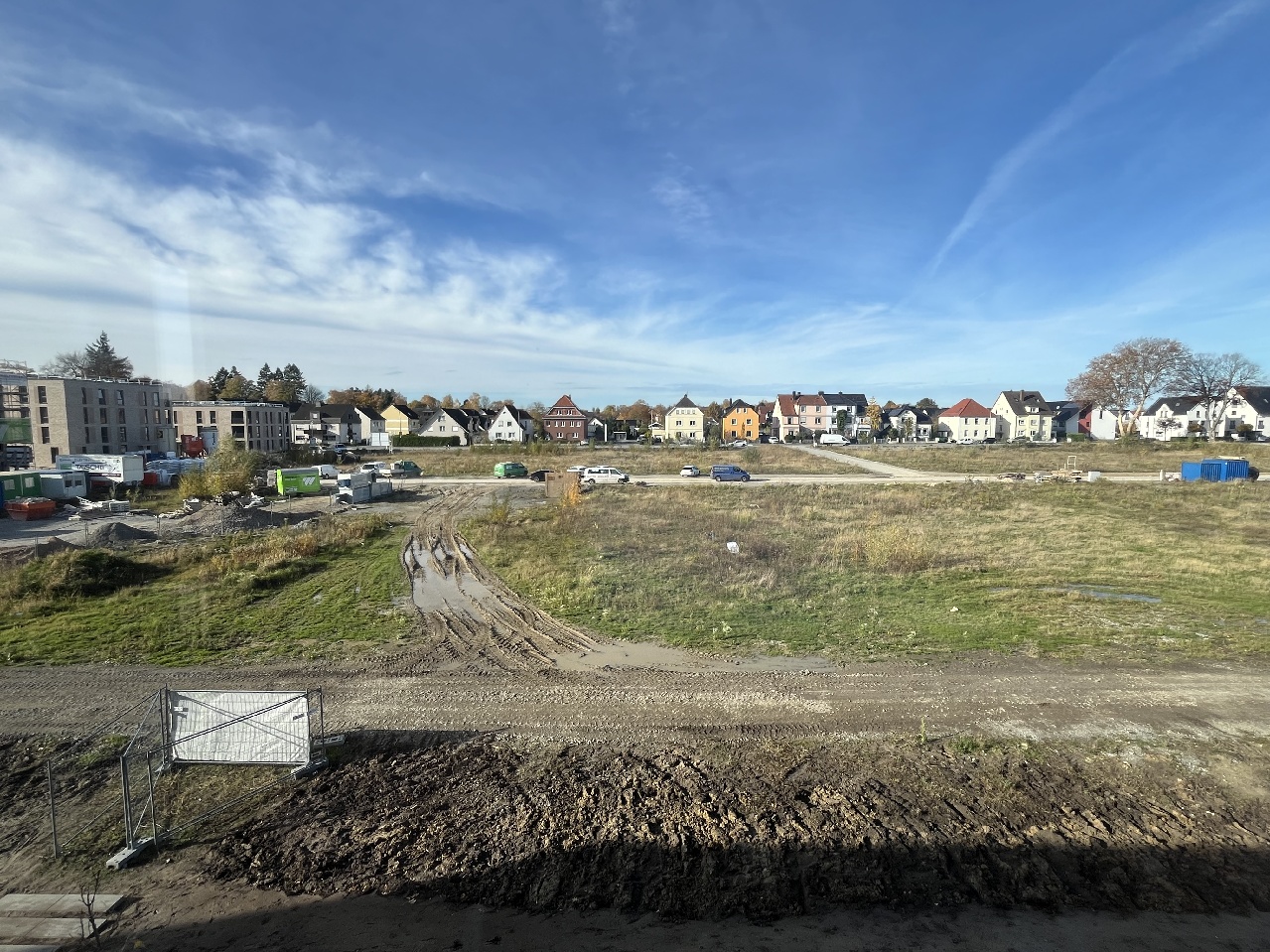 Blick aus der Küche in die Grüne Mitte