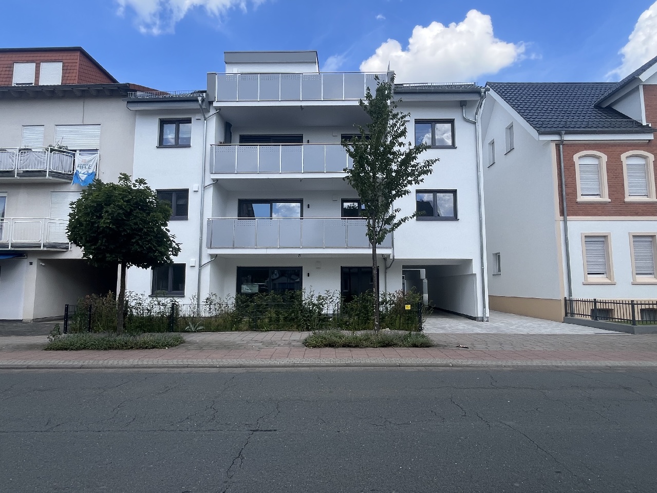 Straßenansicht